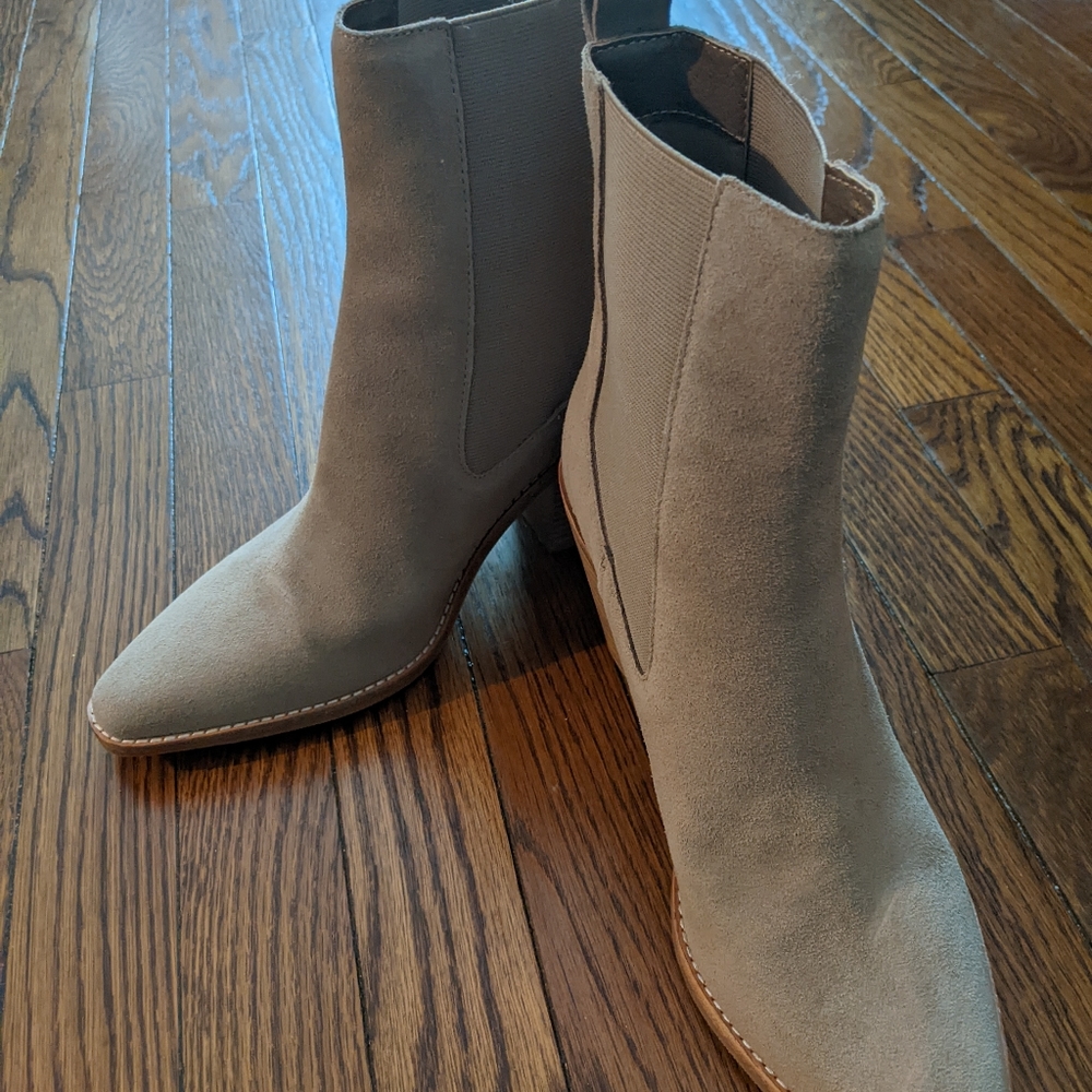 π NWT NIB Treasure & Bond Emerson style grey suede Chelsea cowboy boots - Picture 4 of 7